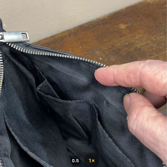 Universal Thread Black Crossbody Bag Adjustable Strap Front Pocket Zip Closure - Picture 13 of 13